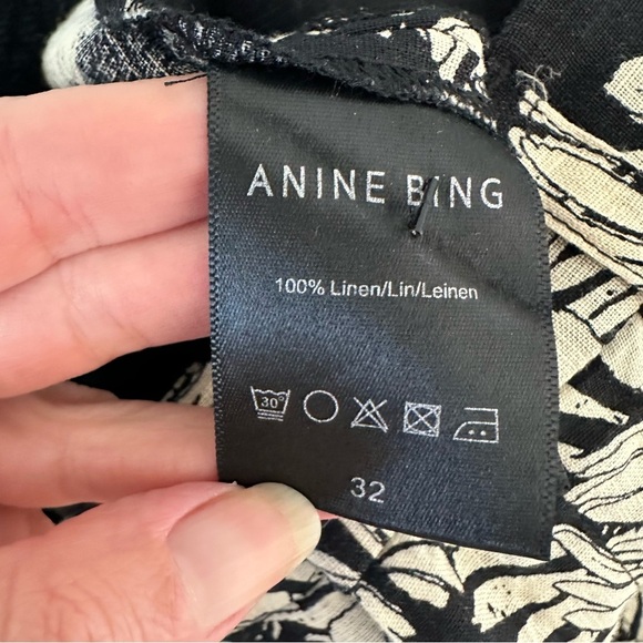 ANINE BING CARRIE WOMEN BLACK FLORAL SHORT US 2/EUR 32 - Picture 6 of 8